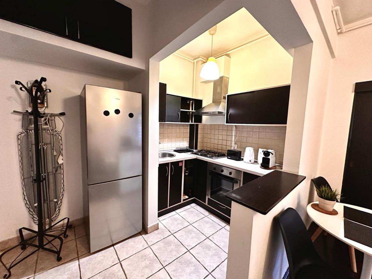 Conta Apartment Bucharest Exterior photo